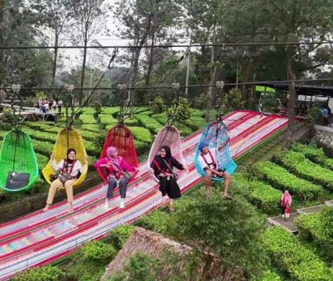 Jadwal Sholat dan Tips Wisata ke Puncak Bogor Saat Libur Panjang